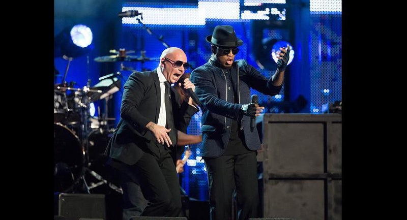 Ne-Yo performing with Pitbull on Jimmy Kimmel Live in a Ron Tomson quilted zipper and button closure jacket