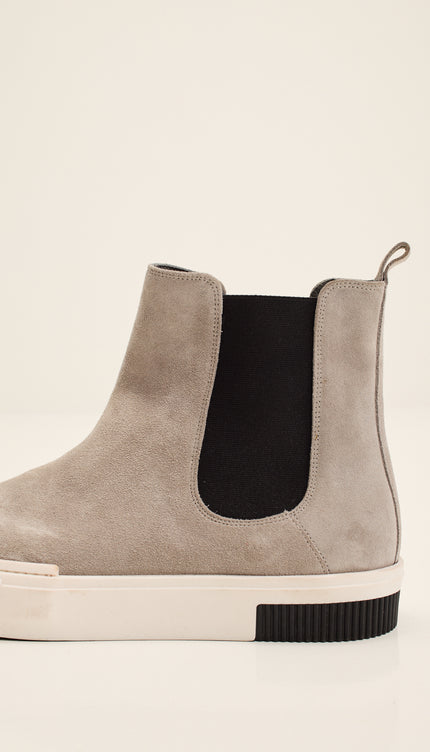 The King Suede Leather and Rubber Sole Chelsea Boots - Grey