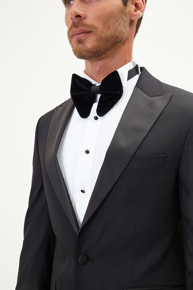 Classic Peak Lapel Tuxedo Jacket - Black