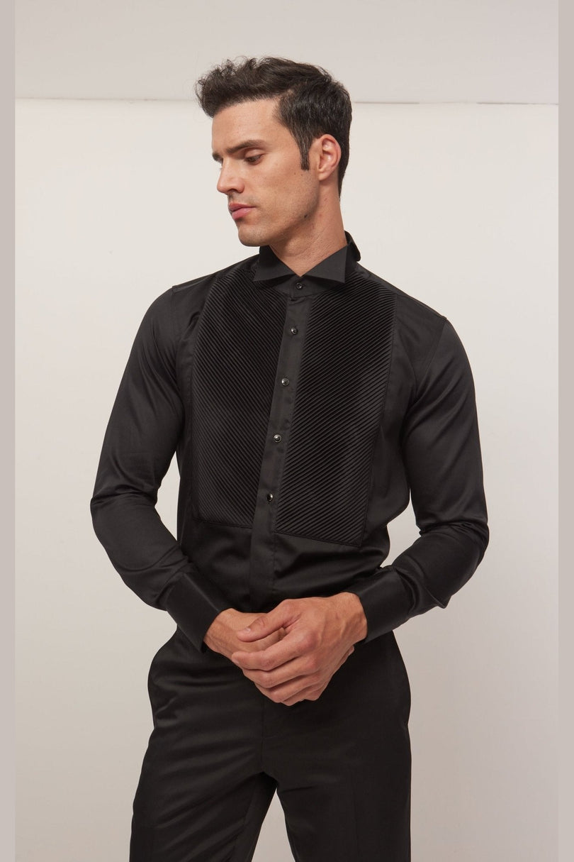 Diagonal Pleated Wing Tip Collar Shirt
