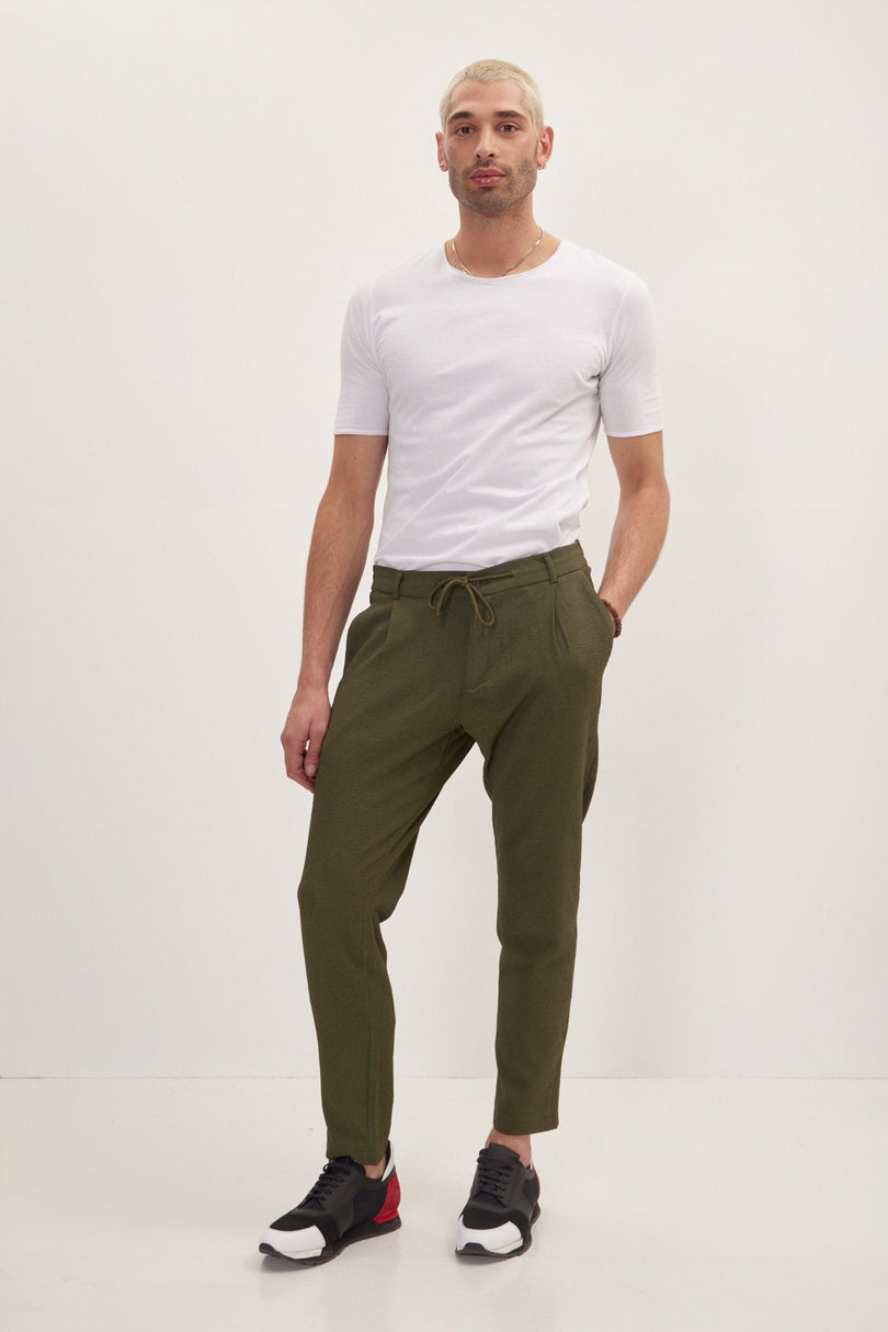 Men's Pleated Waffle Cotton Pants - Olive | Ron Tomson
