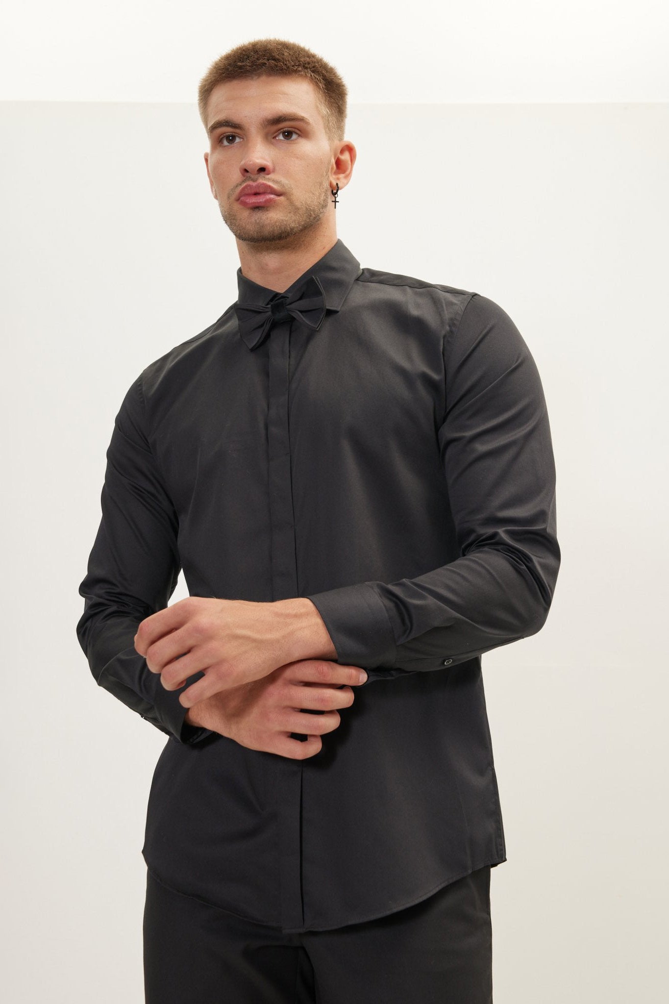 Men's Hidden Placket Dress Shirt - Black | Ron Tomson Men's Hidden Placket Dress Shirt - Black | Ron Tomson