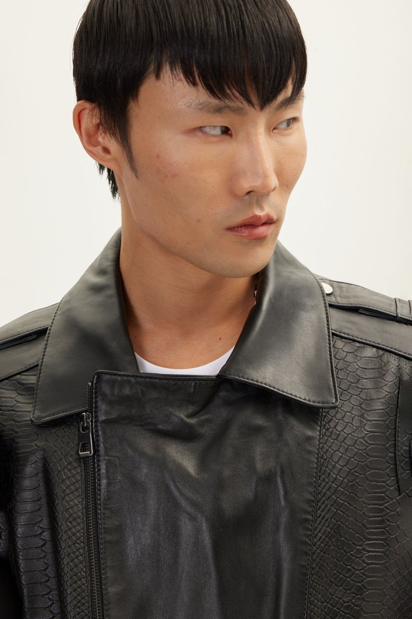 Men's Snakeskin Embossed Leather Field Jacket - Black | Ron Tomson