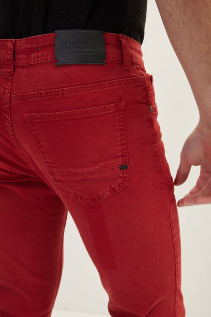 Men's Cotton Tapered Jeans - Red | Ron Tomson
