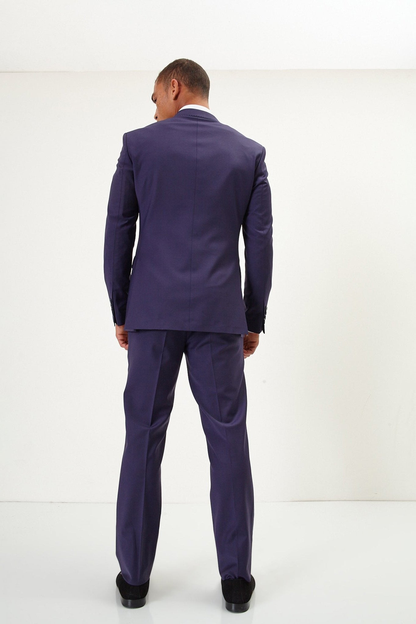 Men's Super 120s Merino Wool Double-Breasted Suit - Aubergine