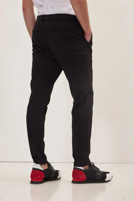 Men's Tapered Drawstring Casual Pants - Black | Ron Tomson