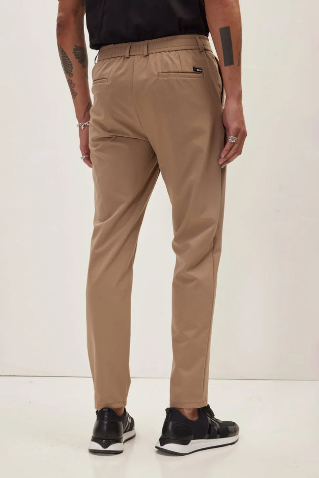 Men's Wrinkle-Free Tapered Pants - Camel | Ron Tomson