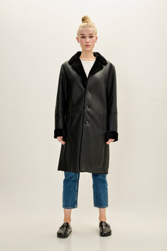 Women's Toscana Shearling-Lined Lambskin Overcoat - Black | Ron Tomson