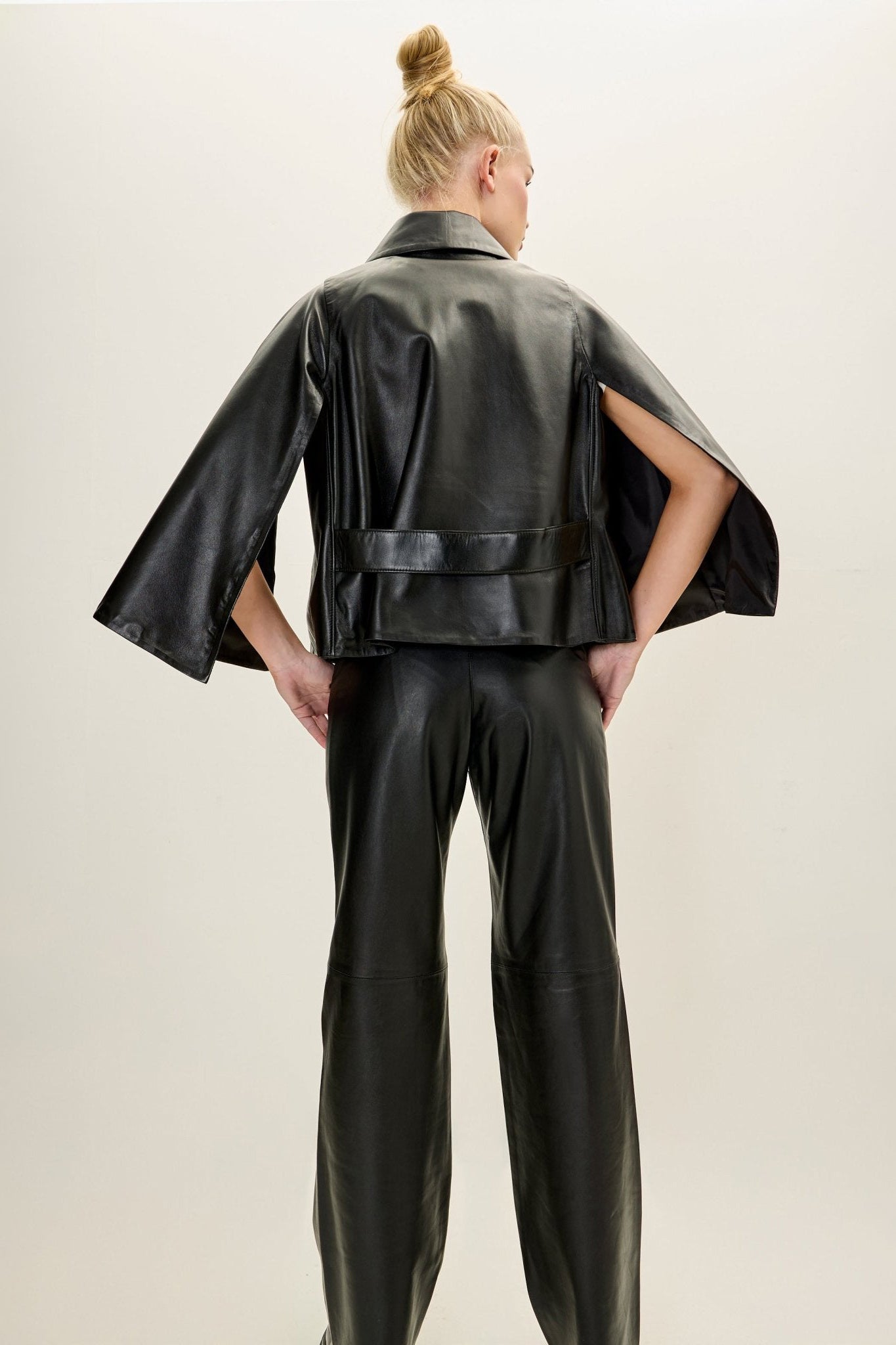 Women's Double-Faced Lambskin Cape Jacket - Black | Ron Tomson