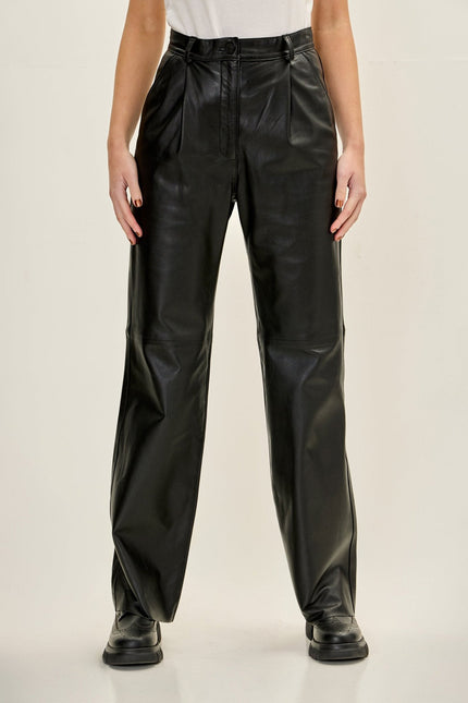 Women's Nappa Lambskin Pleated Pants - Black | Ron Tomson