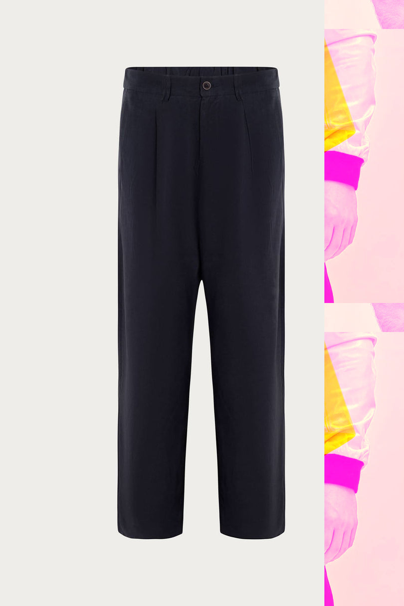 Men's Relaxed Modal Pleated Trousers - Navy | Ron Tomson