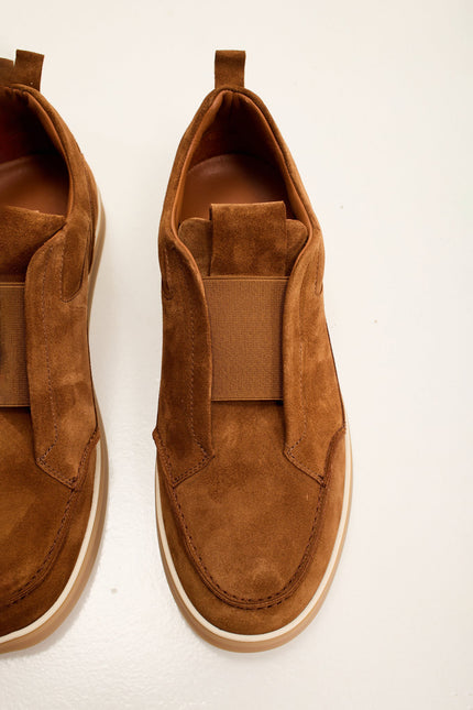 Men's Lambskin Suede Slip-On Sneakers - Tobacco | Ron Tomson