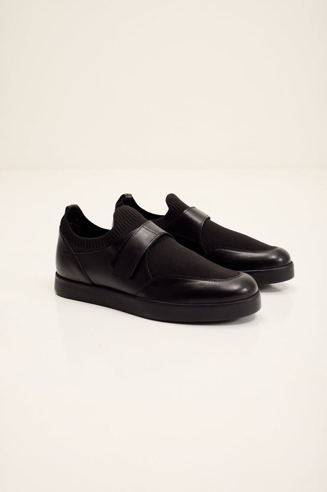 Men's Leather Slip-On Sneaker - Black | Ron Tomson