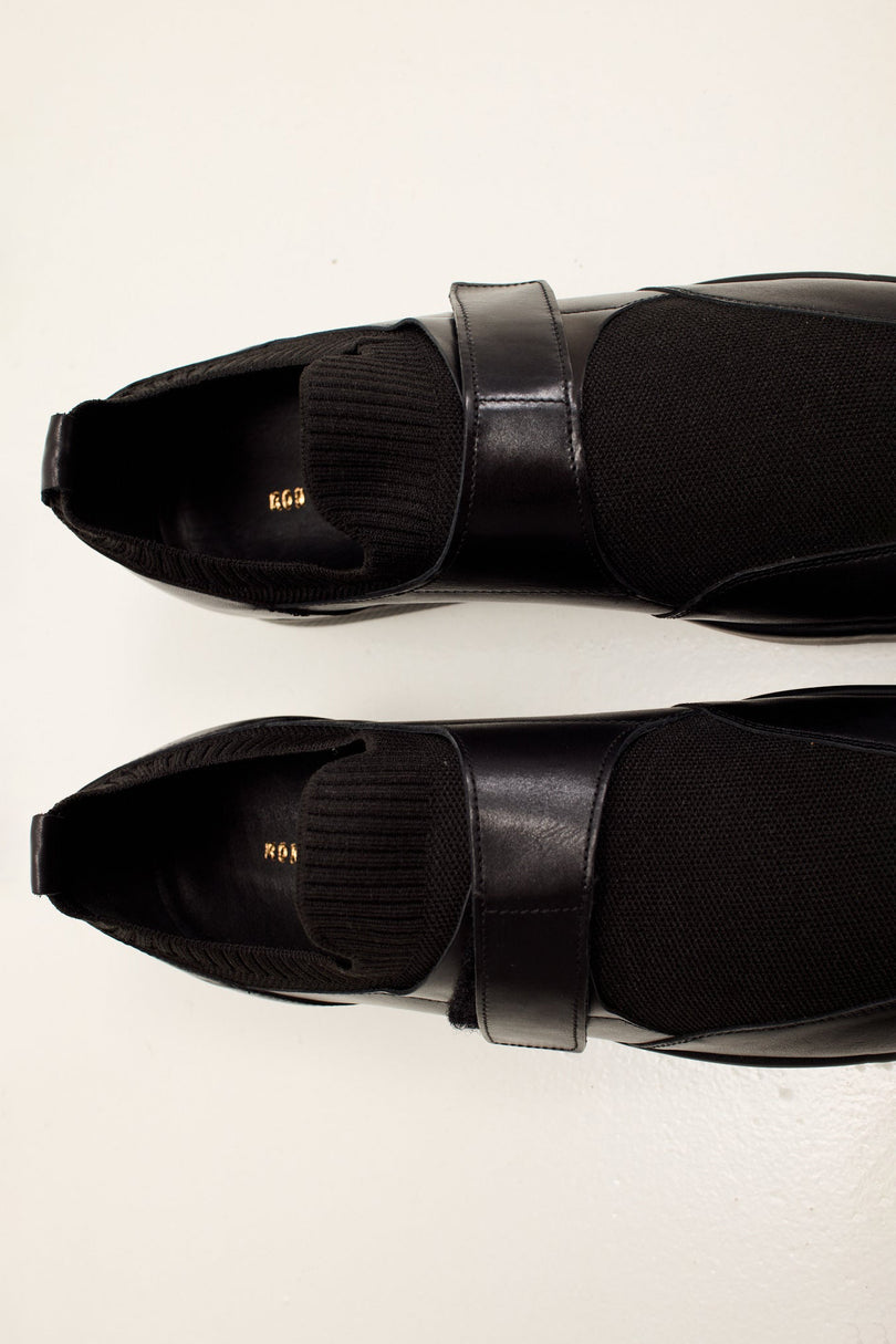 Men's Leather Slip-On Sneaker - Black | Ron Tomson