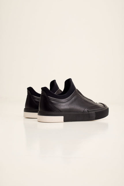 Men's Italian Gommus Sole Neoprene Neck Leather Sneaker - Black | Ron Tomson