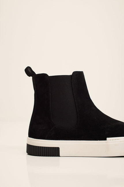 Men's Lambskin Suede Rubber Chelsea Boots - Black | Ron Tomson