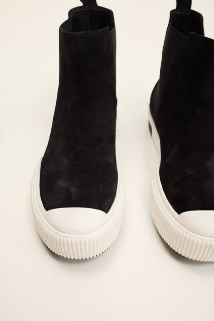 Men's Lambskin Suede Rubber Chelsea Boots - Black | Ron Tomson