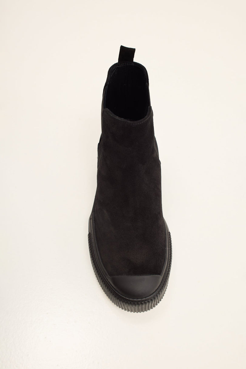Men's Lambskin Suede Chelsea Boot - Black | Ron Tomson