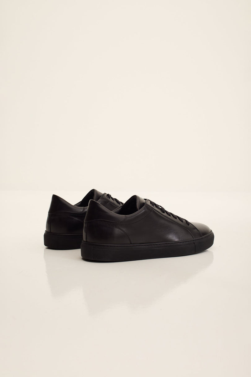 Men's Margom Sole Leather Court Sneaker - Black | Ron Tomson
