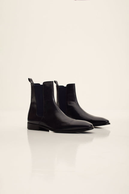 Men's Leather Chelsea Boot - Navy Buffalo | Ron Tomson