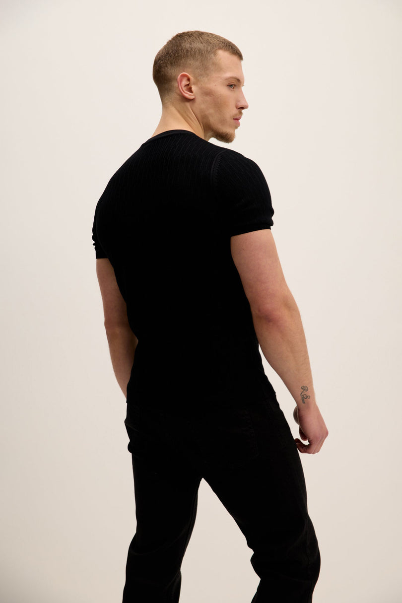 Men's Textured Crew-Neck Top - Black | Ron Tomson