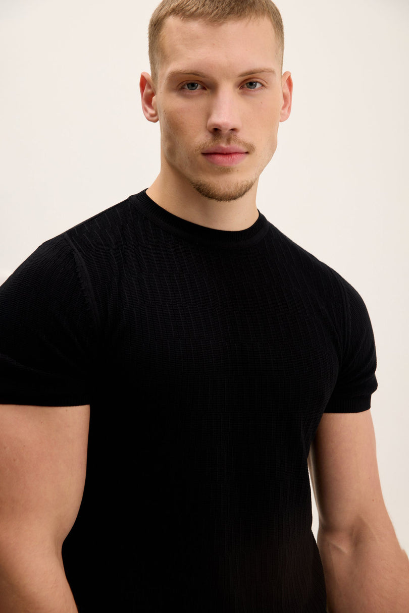 Men's Textured Crew-Neck Top - Black | Ron Tomson