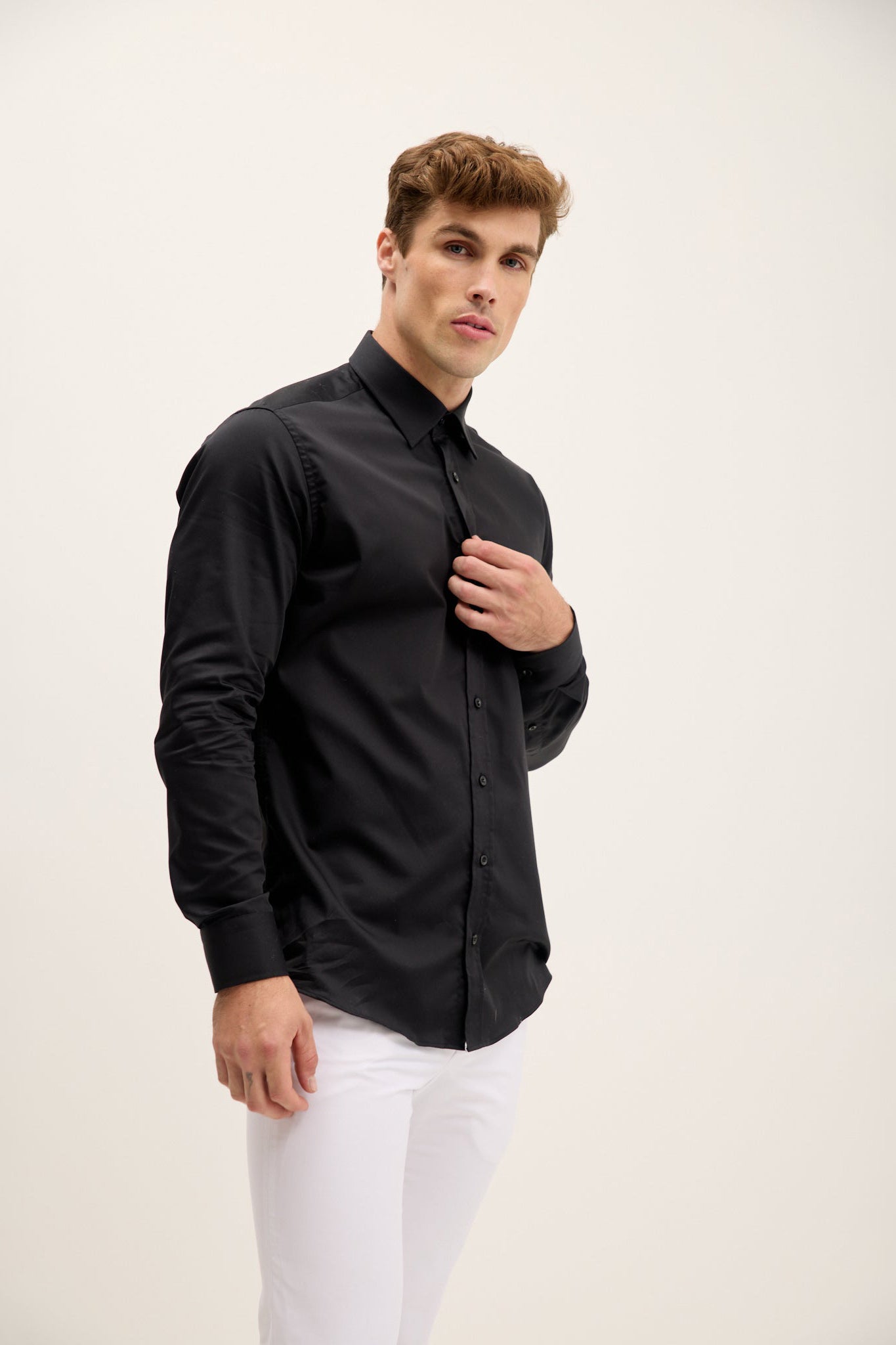 Men's Point Collar Dress Shirt - Black | Ron Tomson Men's Point Collar Dress Shirt - Black | Ron Tomson