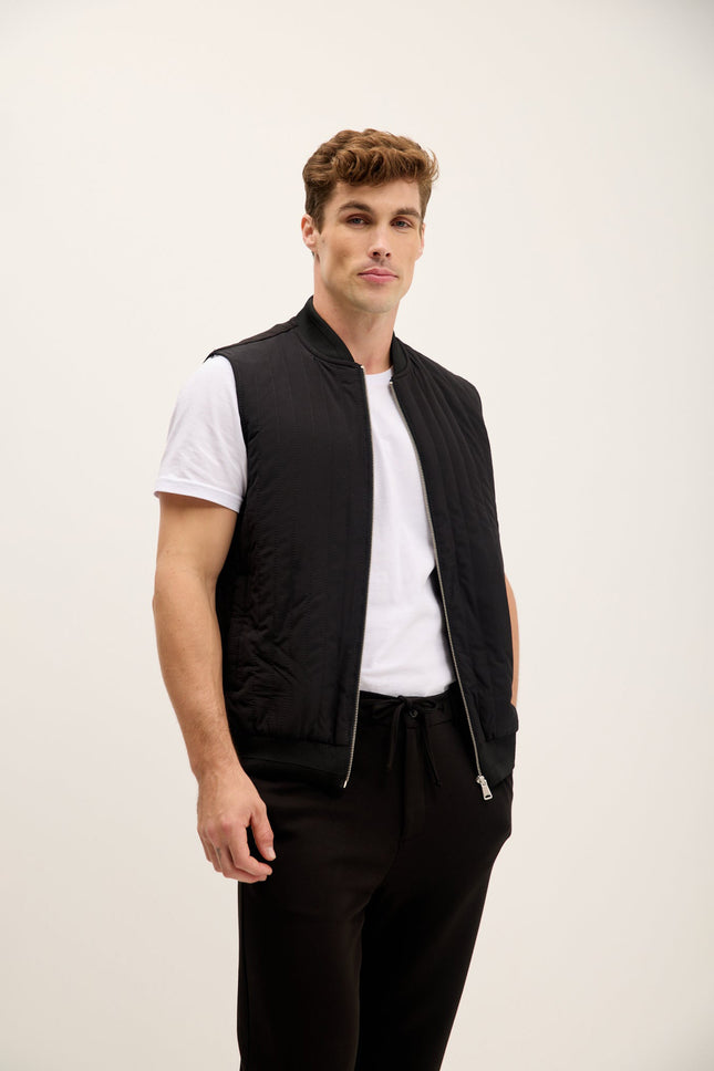 Men's Padded Fitted Vest - Black | Ron Tomson