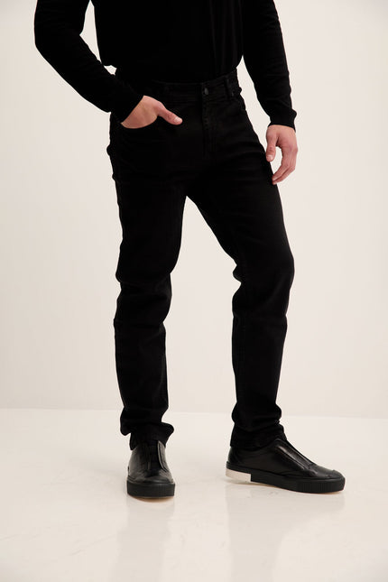 Men's Tapered Stretch Denim Jeans - Black | Ron Tomson