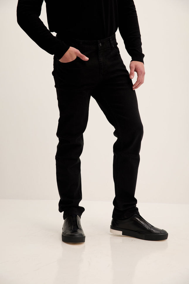 Men's Tapered Stretch Denim Jeans - Black | Ron Tomson