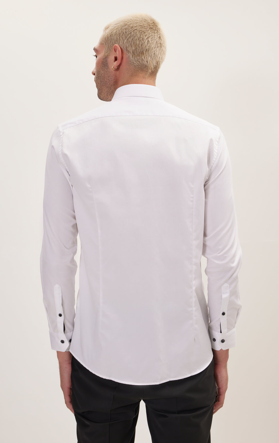 Chemise habillée à bouton contrasté - Blanc Noir