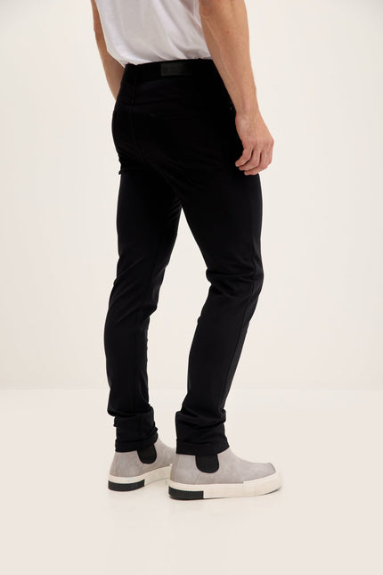 Lightweight Fitted Casual Pants - Black
