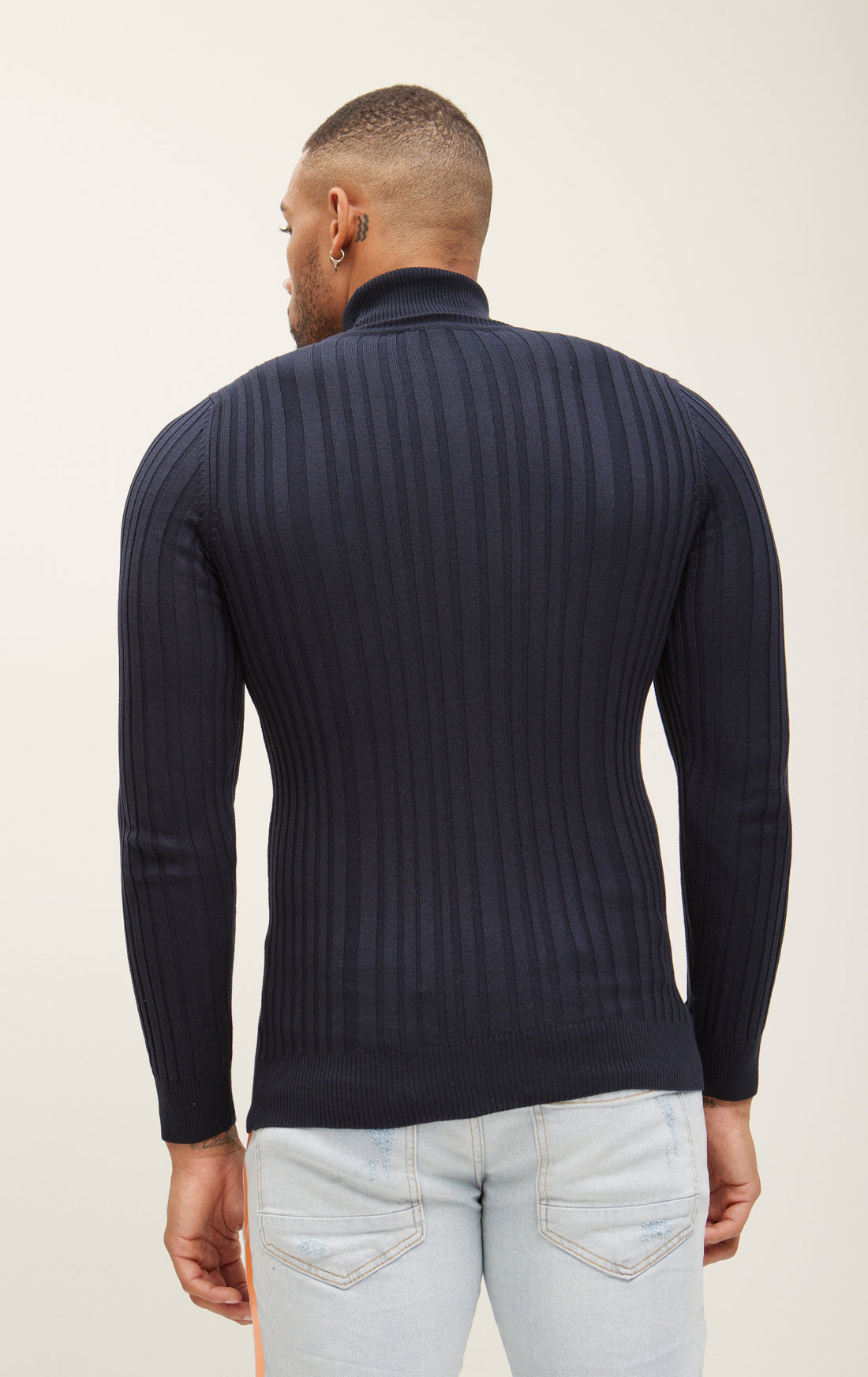 Ребристый свитер с круглым вырезом - темно-синий