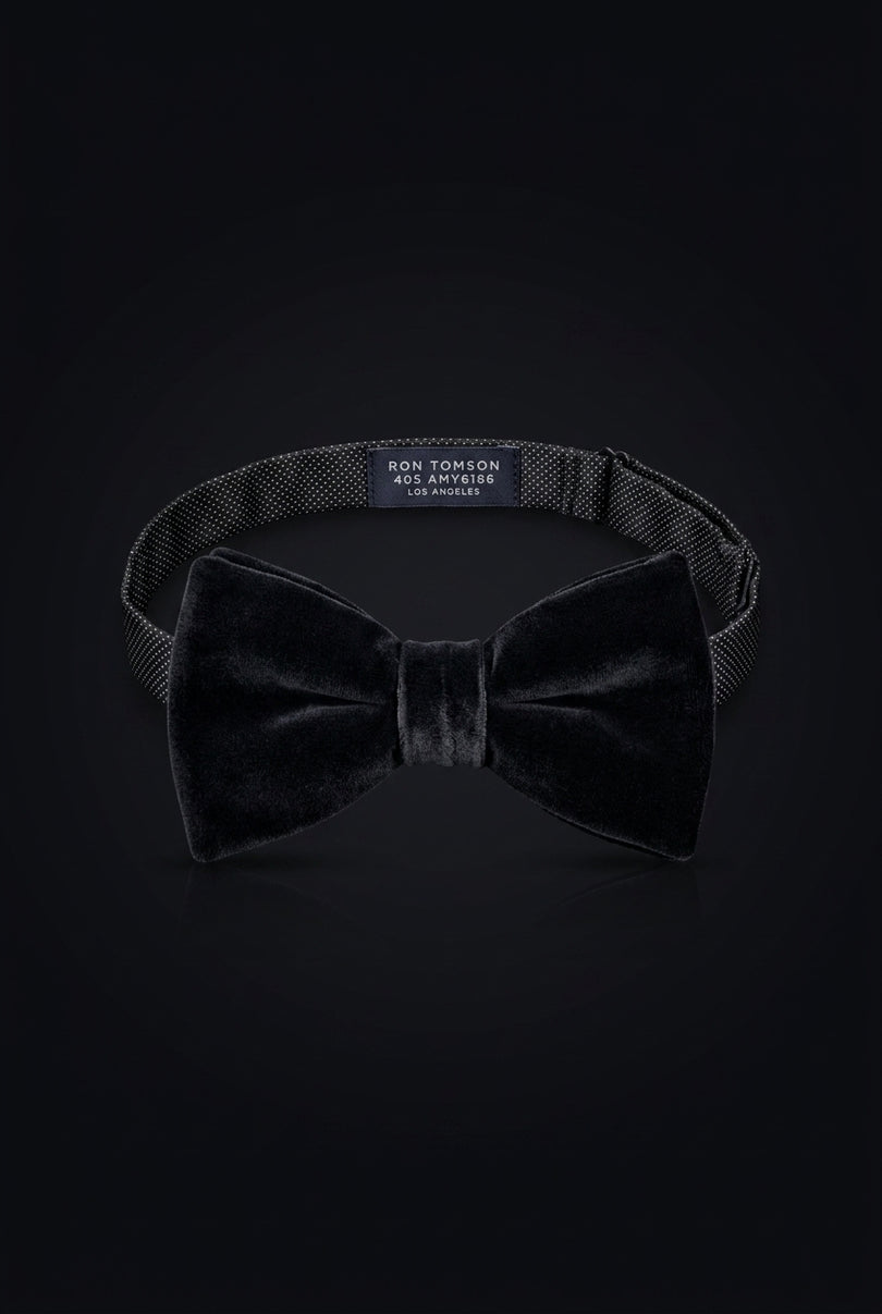 Self-Tie Bow Tie - Black Dotted - front