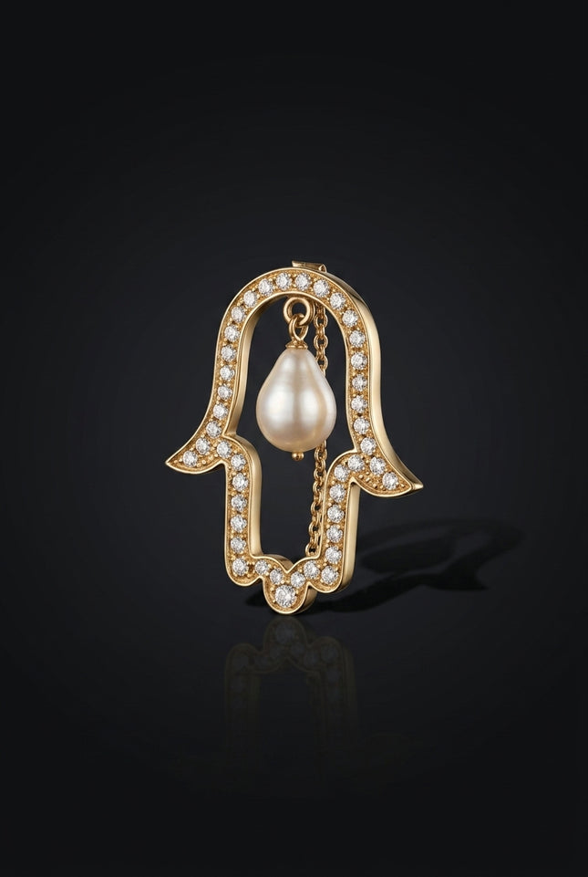 Brooch - Gold hamsa hand with pearl - angle