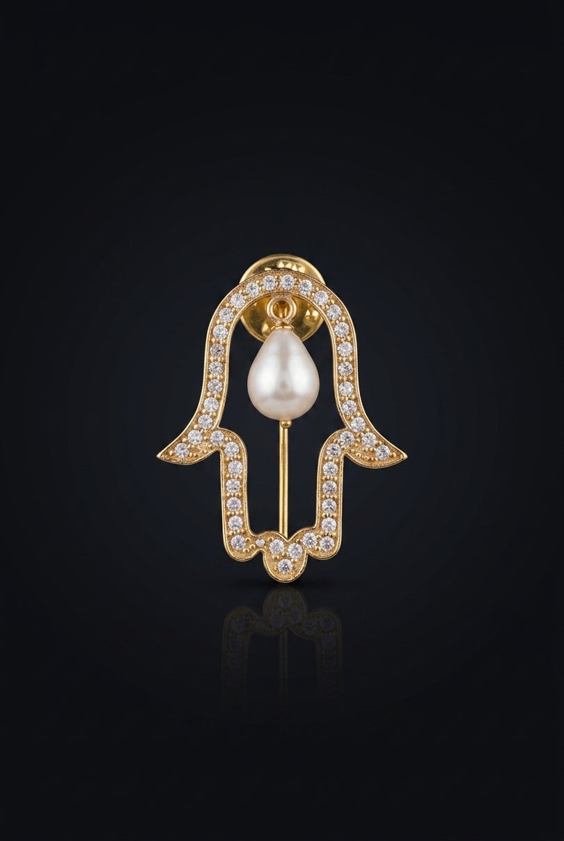 Brooch - Gold hamsa hand with pearl - front