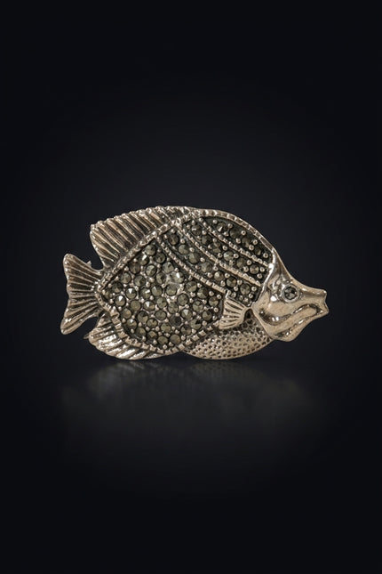 Brooch - Silver fish - front