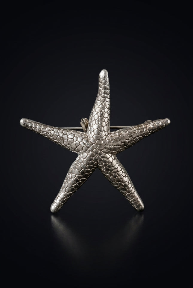 Brooch - Silver starfish - front