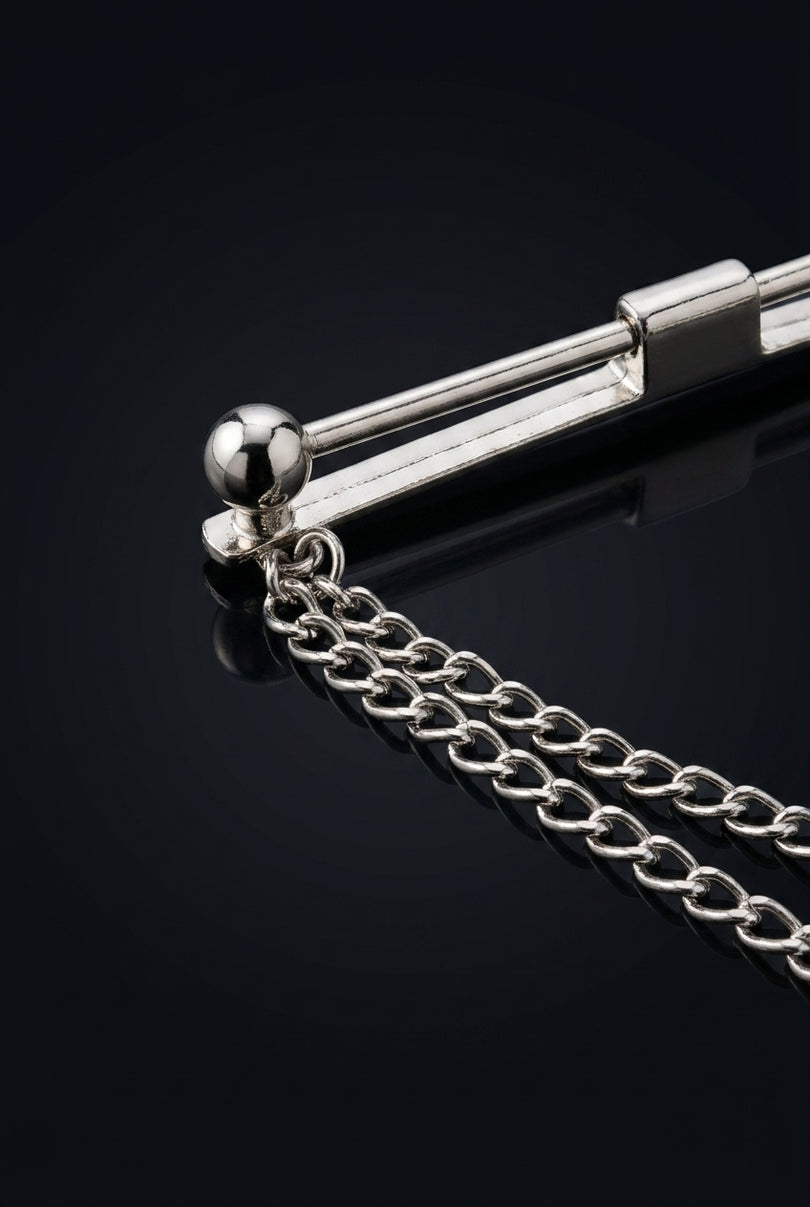 Collar Bar - Silver bar with chains - detail