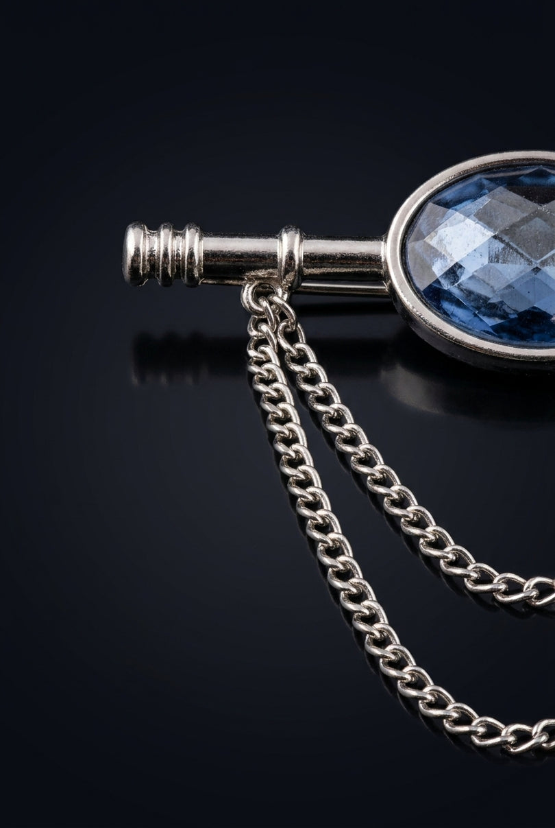 Collar Bar - Silver_Blue oval gem on bar with chains - detail
