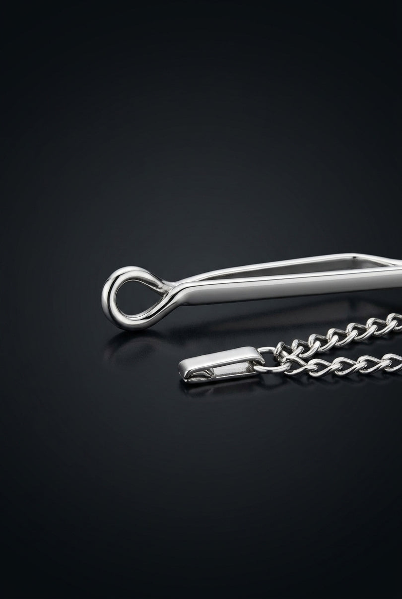 Collar Bar - Silver slim bar with looped ends - detail