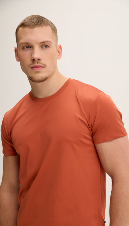 Luxuriöses Glow-T-Shirt mit Rundhalsausschnitt – Fliesen