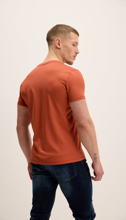 T-shirt à manches ajustées et col en V - Motif tuile