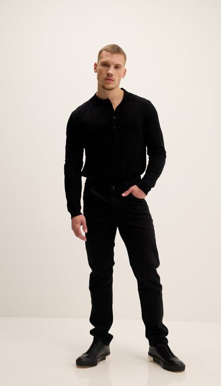 Tapered Fit Stretchy Sleek Jeans - Black