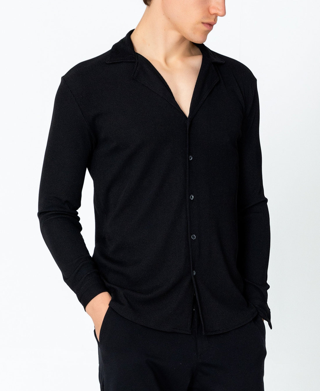 Lightweight Drapery Plisse Shirt - Black