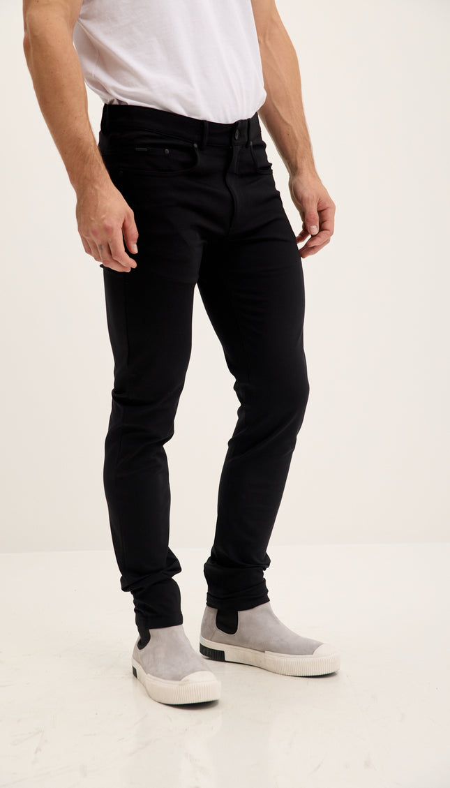 Lightweight Fitted Casual Pants - Black