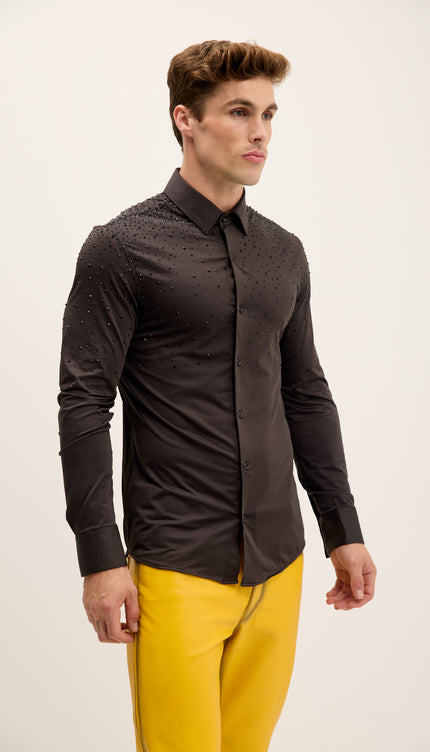 Schwarzes, mit Kristallen verziertes Hemd