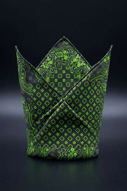 Silk Pocket Square - Darkgray Paisley - fold