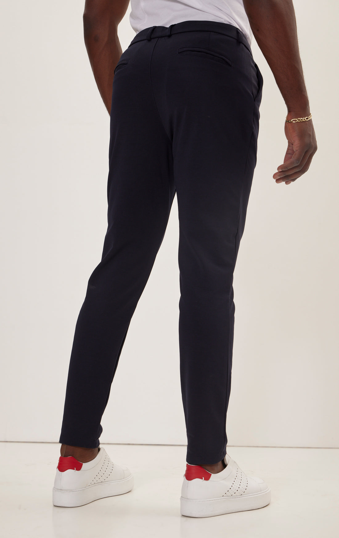 Tapered No-Wrinkle Tech Pants - Navy