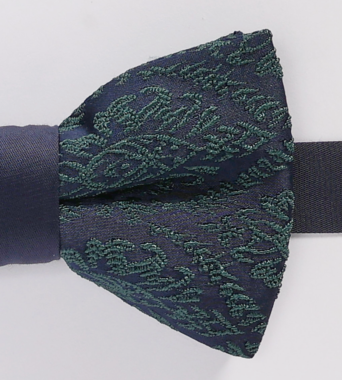 Brocade Pre-Tied Bow Tie - Green Navy
